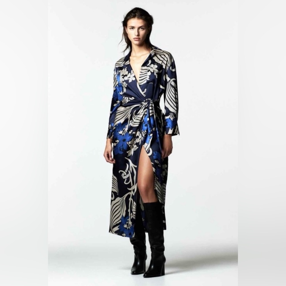 NEW Zara Printed Wrap Dress, size small